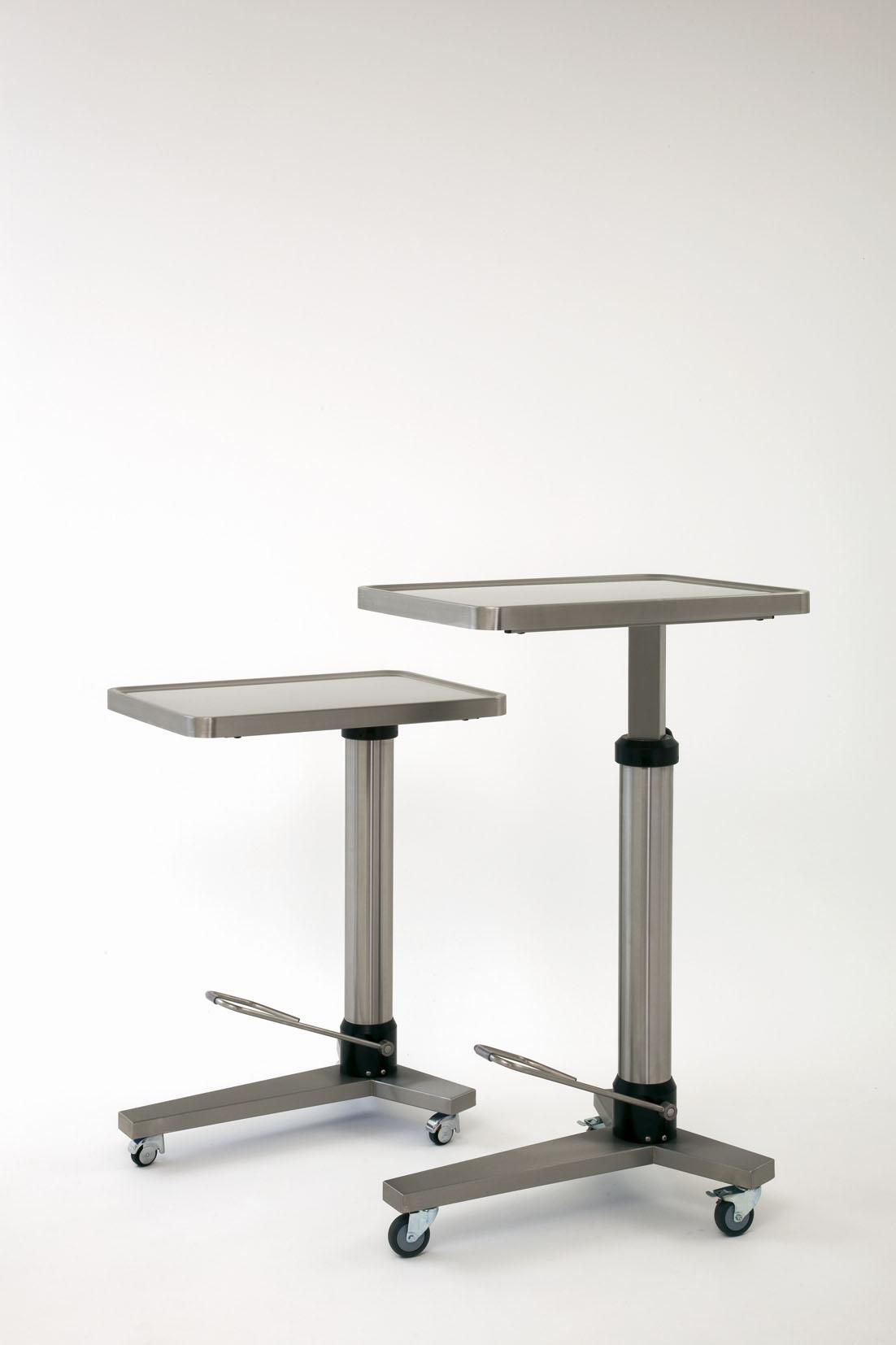 BT-130-130023-130024-lp-zureiche_MG_1337oVdWorLikvtzV Ölpumpentisch, Instrumentenzureichetisch, Instrumentenhubtisch