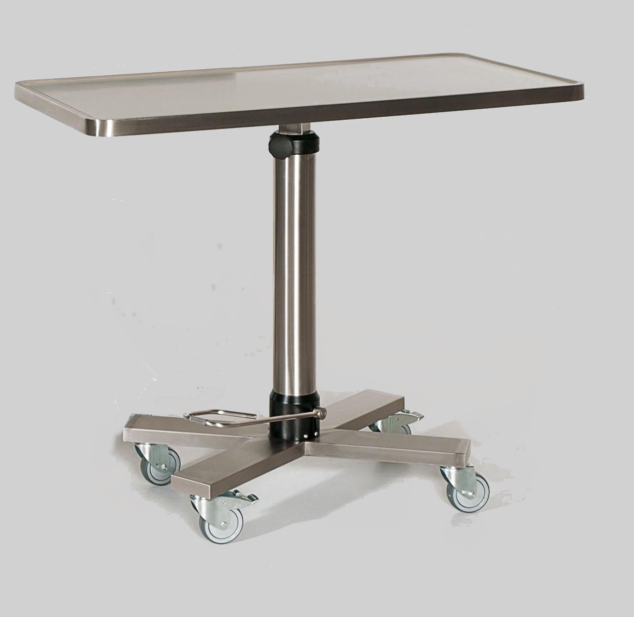 130031 Instrumententisch mit einer Platte